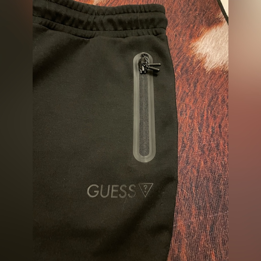 Men’s Guess Sweatpants